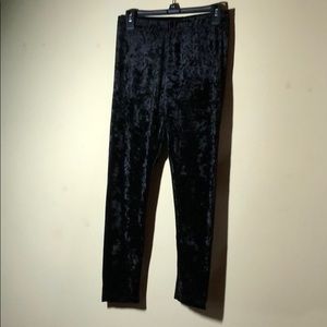 Black crushed velvet leggings